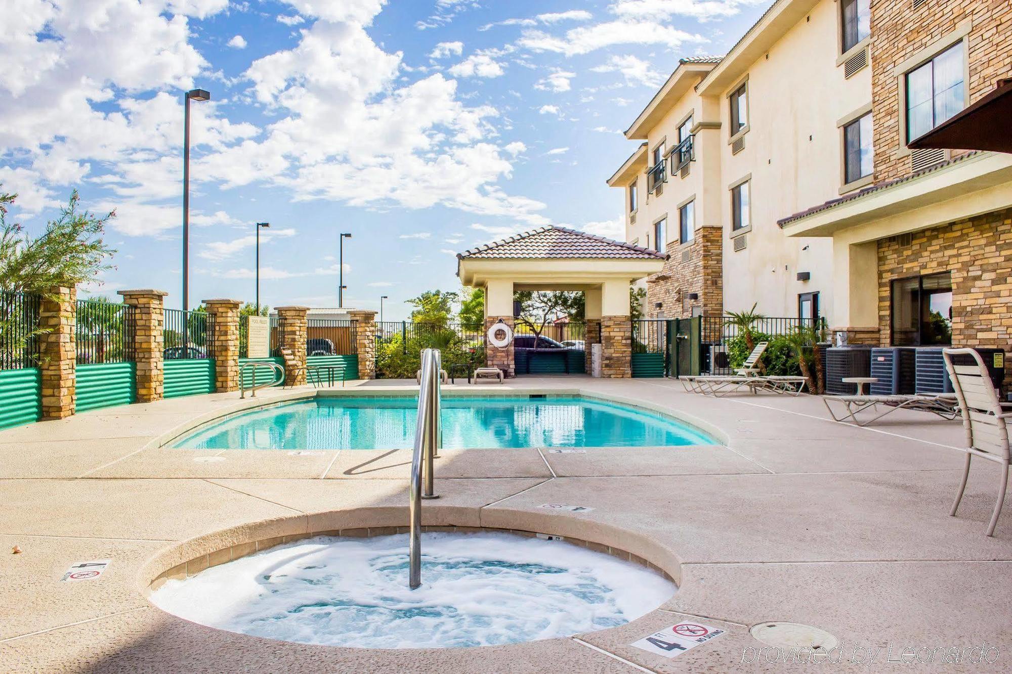 Comfort Inn And Suites Yuma I-8 Exterior foto